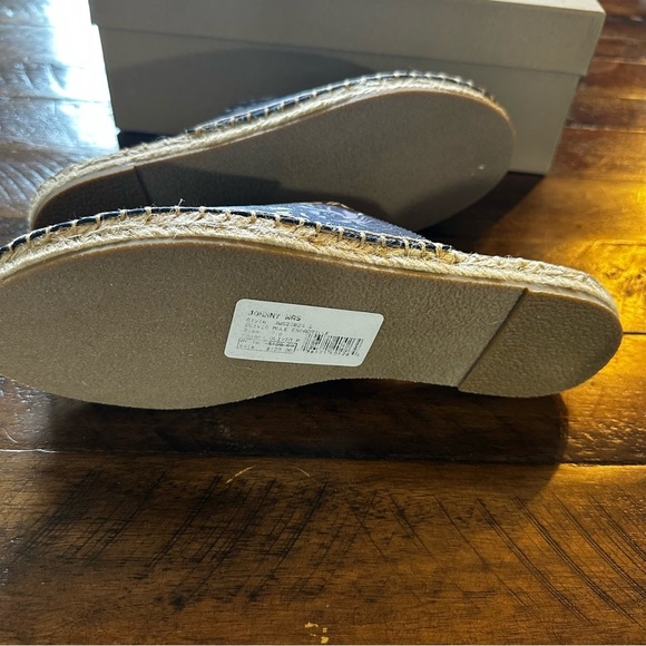 Johnny Was Olivia Printed Espadrille Mules Navy Floral Slip-On Shoes Size 7.5 - Picture 5 of 7